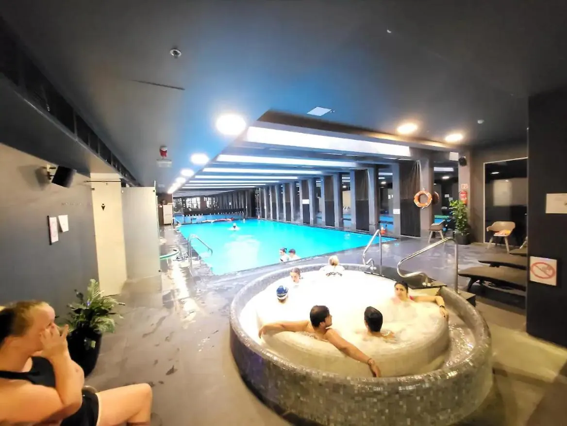 City Center Wellness Suites - Pool-Gym-Parking Budapest