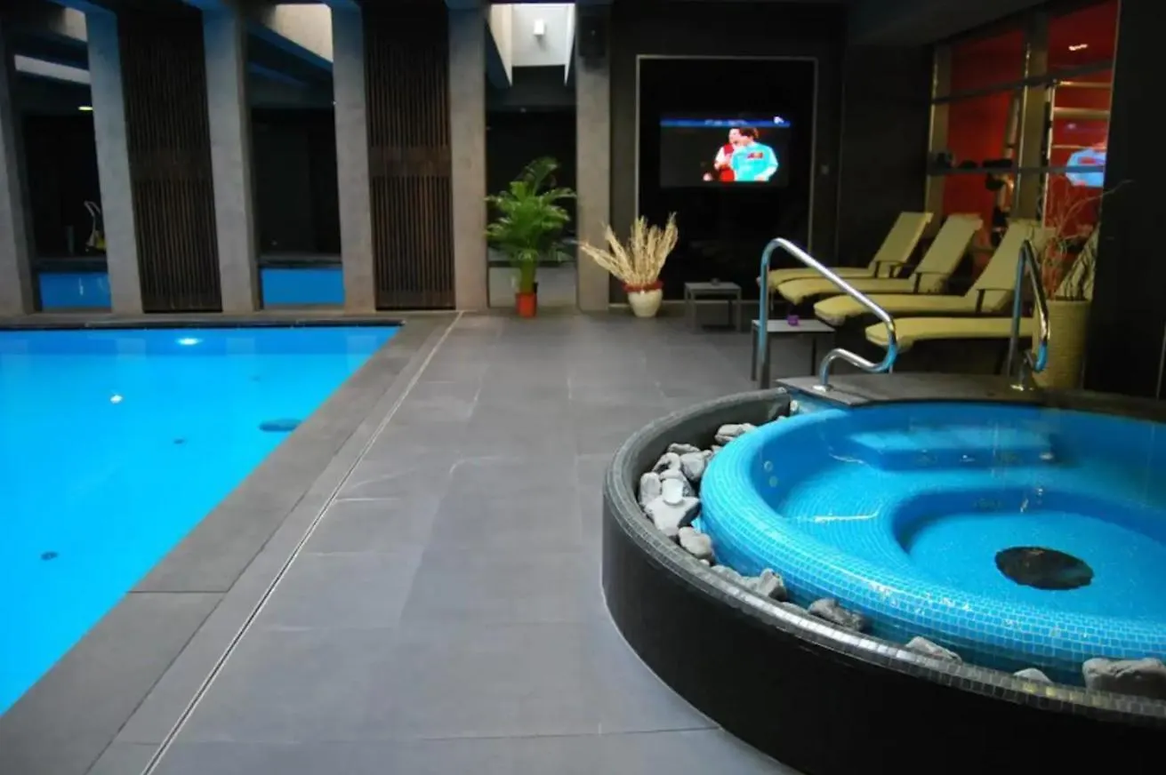 Apartment City Center Wellness Suites - Pool-Gym-Parking Budapest