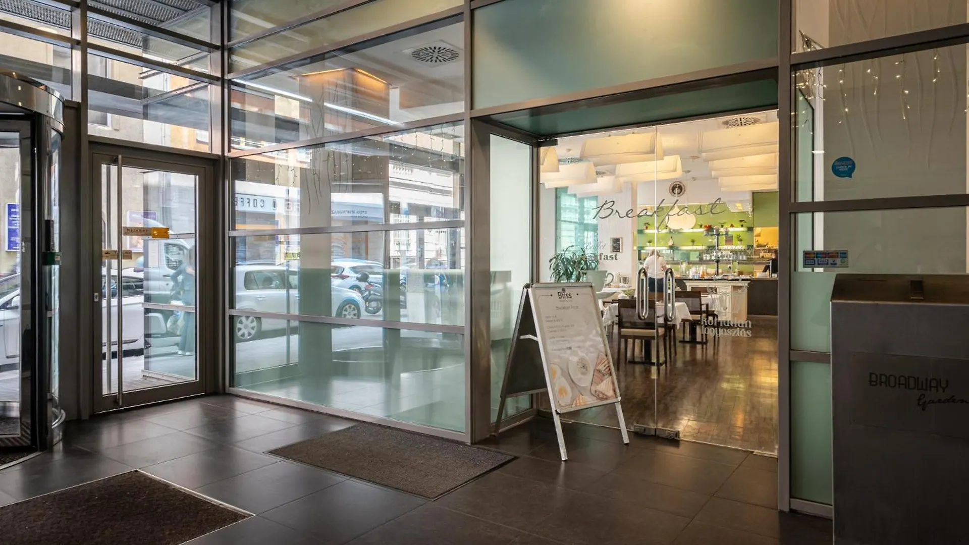 City Center Wellness Suites - Pool-Gym-Parking Budapest Hungary