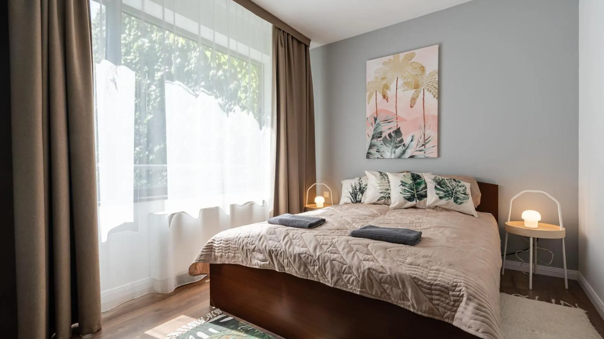 City Center Wellness Suites - Pool-Gym-Parking Budapest Apartment